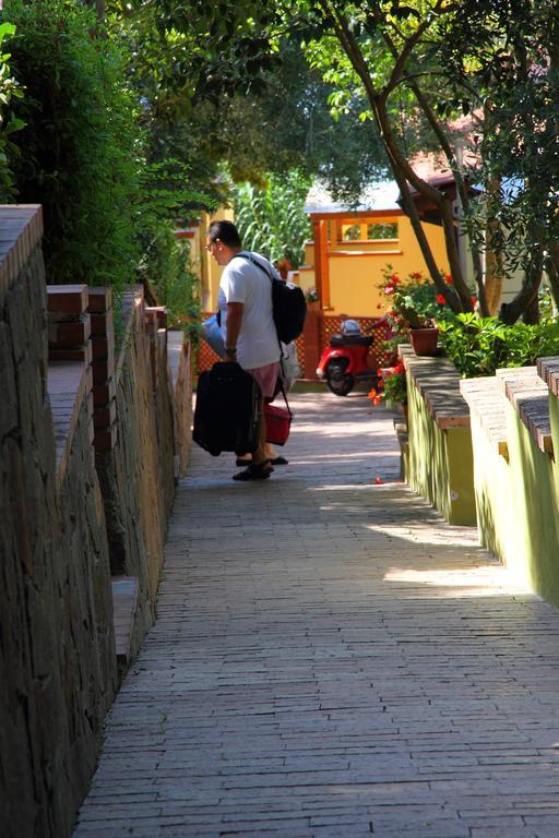 Cala Blanca Villaggio Alberghiero Марина ди Камерота Екстериор снимка