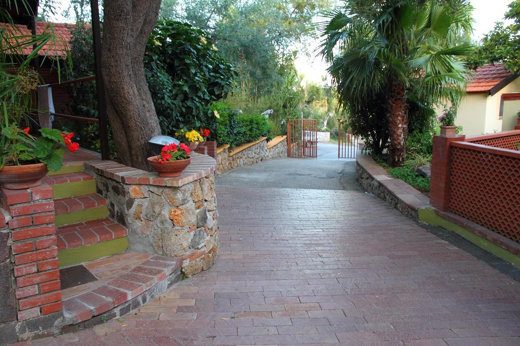 Cala Blanca Villaggio Alberghiero Марина ди Камерота Екстериор снимка