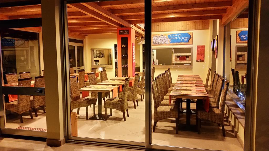Cala Blanca Villaggio Alberghiero Марина ди Камерота Екстериор снимка
