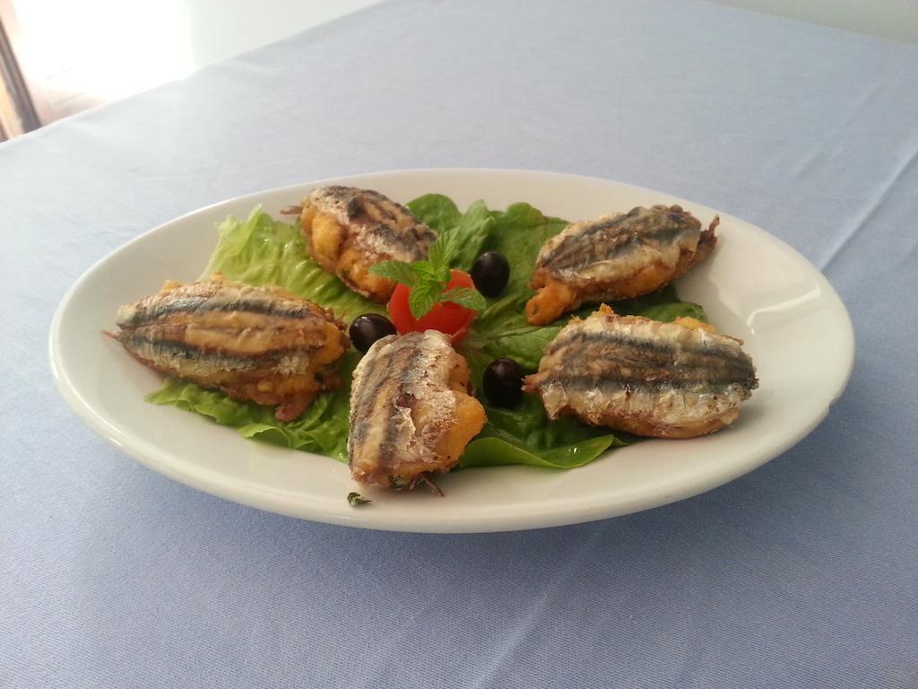 Cala Blanca Villaggio Alberghiero Марина ди Камерота Екстериор снимка