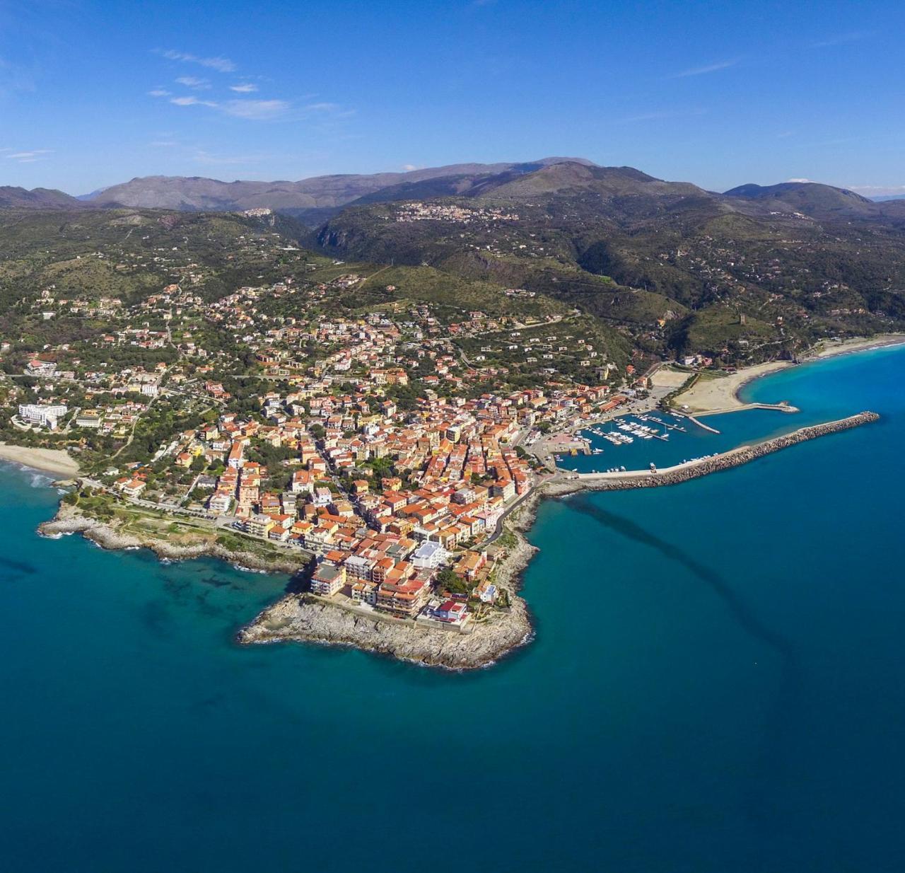 Cala Blanca Villaggio Alberghiero Марина ди Камерота Екстериор снимка